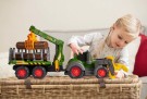 Dickie Toys Happy Fendt - Traktor med tømmerhenger, lys og lyd - 65cm. thumbnail