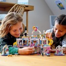 LEGO Friends 41450 Heartlake Citys kjøpesenter thumbnail